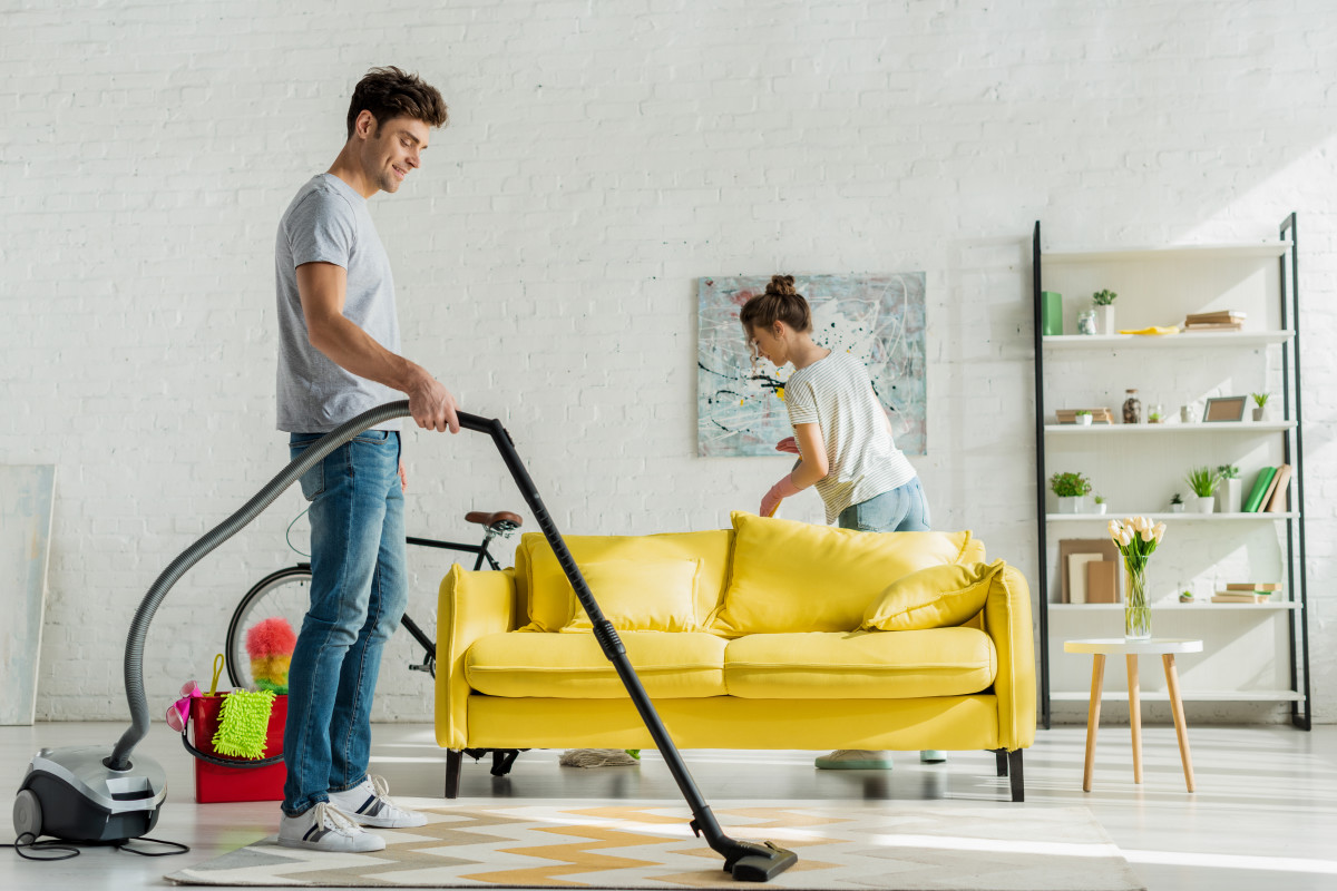 Akşehir Bayan Temizlikçi